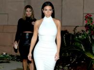 Kim Kardashian wie jak podkreślać krągłości